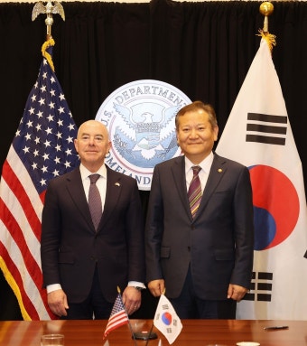 이상민, 美국토부장관 면담…