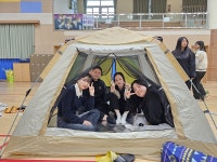 청주 미원중학교의 특별한 졸업여행…학교서 1박2일 캠핑