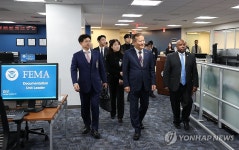 연방재난관리청 재난관리 상황실 방문한 이상민 장관