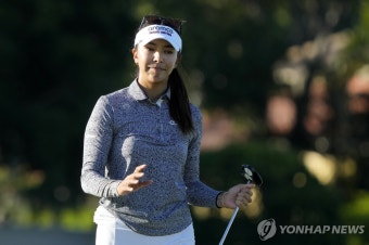 양희영, LPGA 투어 챔피언십 2라운드 공동 3위…앨리슨 리 선두