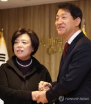 손잡은 서울시장과 과천시장
