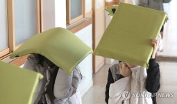 규모 4.0 지진 여진에 대비한다…경주 한 중학교서 대피훈련