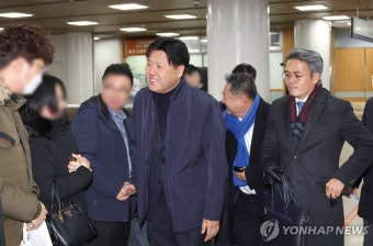 선고공판 출석하는 김용 전 부원장