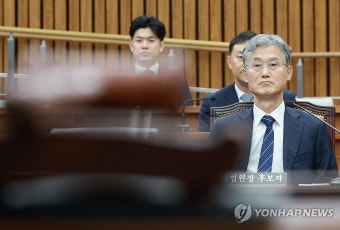 국회, 이틀째 조희대 대법원장 후보자 인사청문회