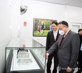 LG에너지솔루션 에너지플랜트 방재센터 점검하는 이한경 본부장