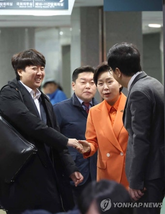 인사하는 이준석-양향자-금태섭