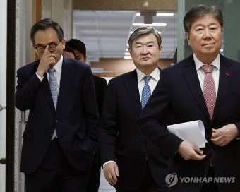 입장하는 조태용 국정원장·조태열 외교장관 후보자