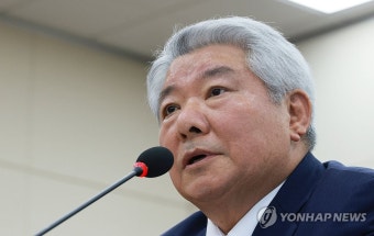 발언하는 김홍일 방통위원장 후보자