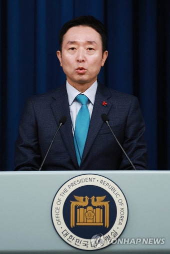 대통령실, 국회 통과 특검 관련 현안 브리핑