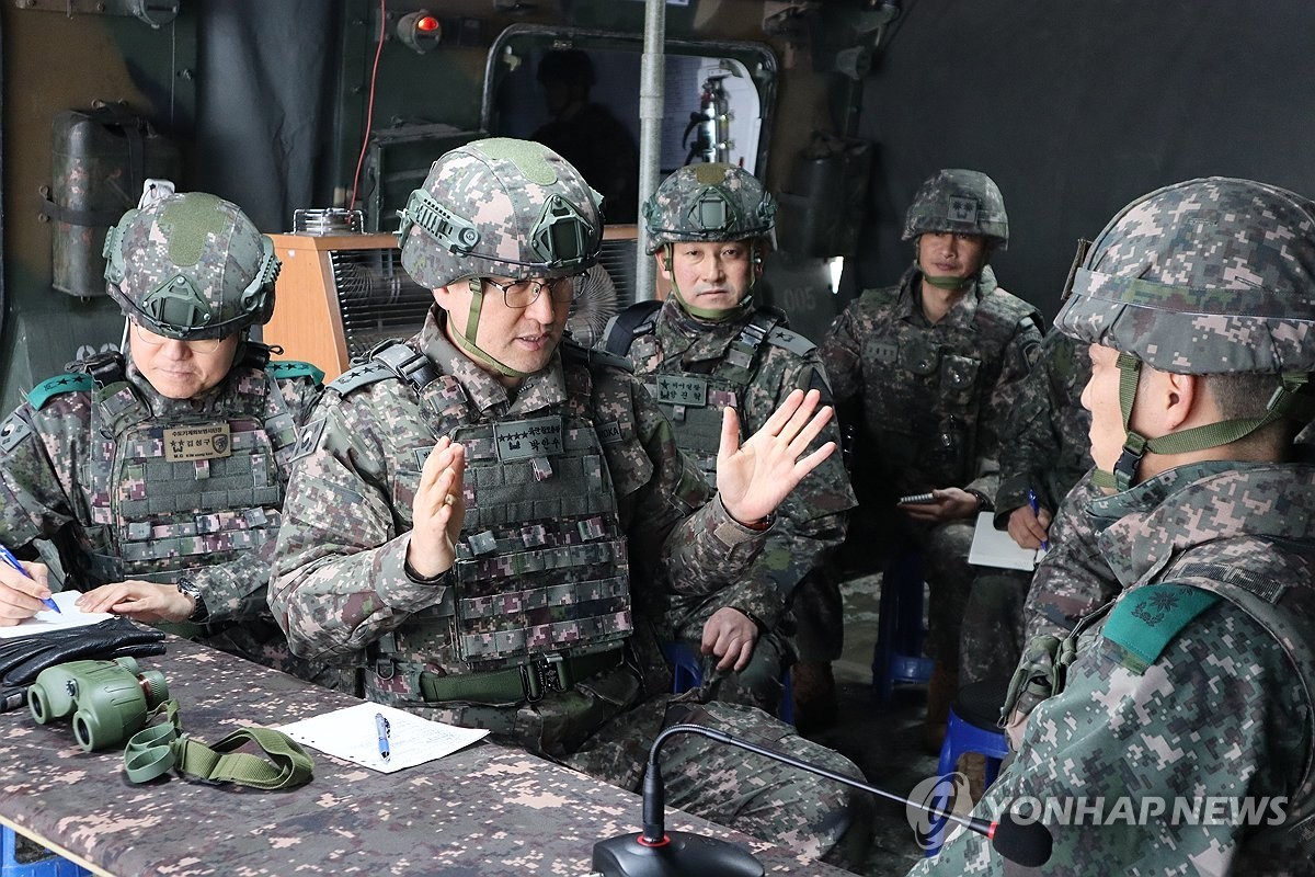 박안수 참모총장, 국회 국방위 감사서 북한 도발 지적하며 과학기술 강군 육성 다짐