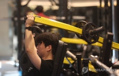 작심삼일 NO…헬스장서 건강 다짐