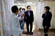 조규홍 장관, 간호·간병 통합서비스 병원 현장 방문