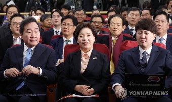 출판기념회에서 만난 이준석-이낙연