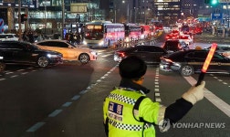 계도요원 배치된 백병원 광역버스 정류소