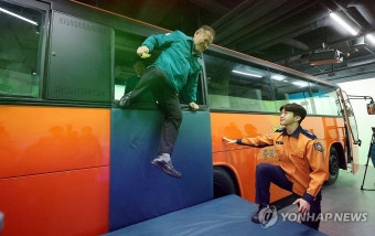 이상민 행안부 장관 충북 안전체험관 방문