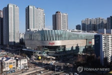 정식 개장 앞둔 스타필드 수원