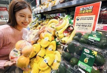 홈플러스, 관세 인하 수입과일 할인 진행