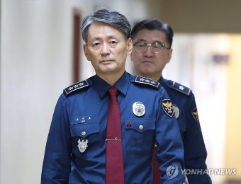 입장하는 조지호 신임 서울청장