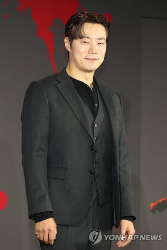 '살인자ㅇ난감'의 이희준