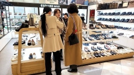남쪽 가정에서 같이 자고 대화 나누니 더 가깝게 느껴져요