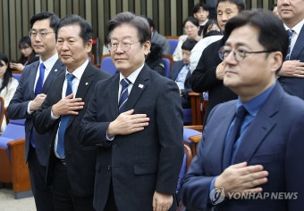 [속보] 민주, 준연동형·통합비례당 창당 당론에 만장일치 추인
