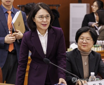 무상 개발 협력 전략회의 입장하는 강인선 외교부 2차관
