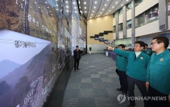 오늘부터 고속도로 71개구간 갓길차로 개방…대중교통 확대