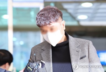 '회삿돈 횡령' 박수홍 친형 징역 2년