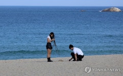 영상 20도 경포해변의 봄 풍경
