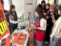 스포츠 덕심 효과…세븐일레븐 크블·코보카드 40만팩 판매