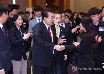 윤석열 대통령, 미래 과학자와의 대화 참석