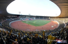 북한, 광명성절에 여자 축구경기 진행