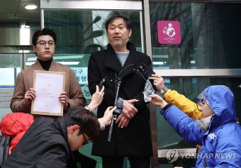 의협 비대위원장,대전협 회장 고발하는 시민단체