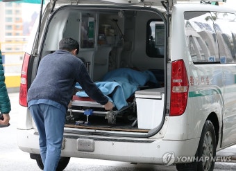 전공의 집단이탈에 환자 전원·퇴원