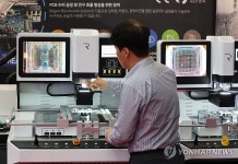 다양한 SMT, PCB 관련 장비가 한자리에