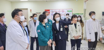강정애 장관, 중앙보훈병원 방문