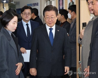 인천 현장 최고위 참석하는 이재명 대표