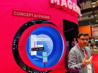 도이치텔레콤의 앱 프리 AI 스마트폰 설명하는 수미트 아난드