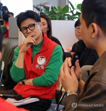 '불출마' 한동훈, 비례 위성정당 선거운동도 전면에