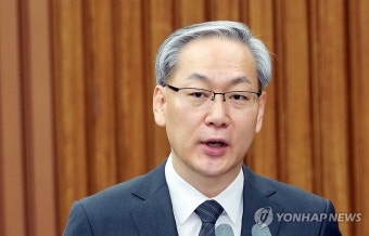 인사말하는 엄상필 대법관 후보자
