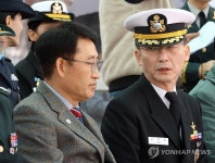 간호사관생도 임관식 참석한 이국종 국군대전병원장