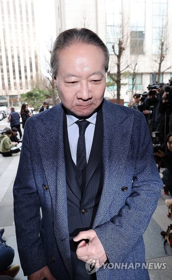 주수호 의협 비대위 언론홍보위원장 경찰 출석