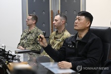 해군2함대-미2사단 아파치 공격헬기 전개훈련 실시