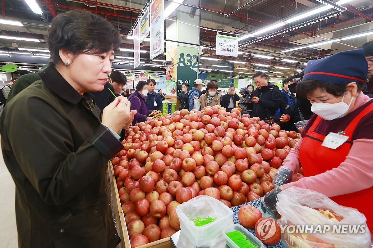 송미령 장관, 농망법 표현 사과...희망법으로 노력할 것