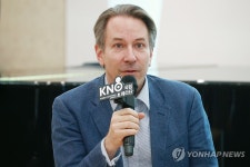한여름 밤의 꿈 지휘자 펠릭스 크리거