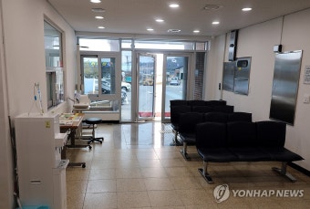 공중보건의 차출로 보건지소는 개점휴업