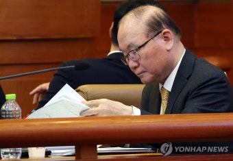 안동완 검사 탄핵심판 참석한 이동흡
