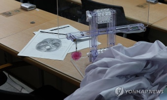의대생 집단 휴학에 조용한 강의실