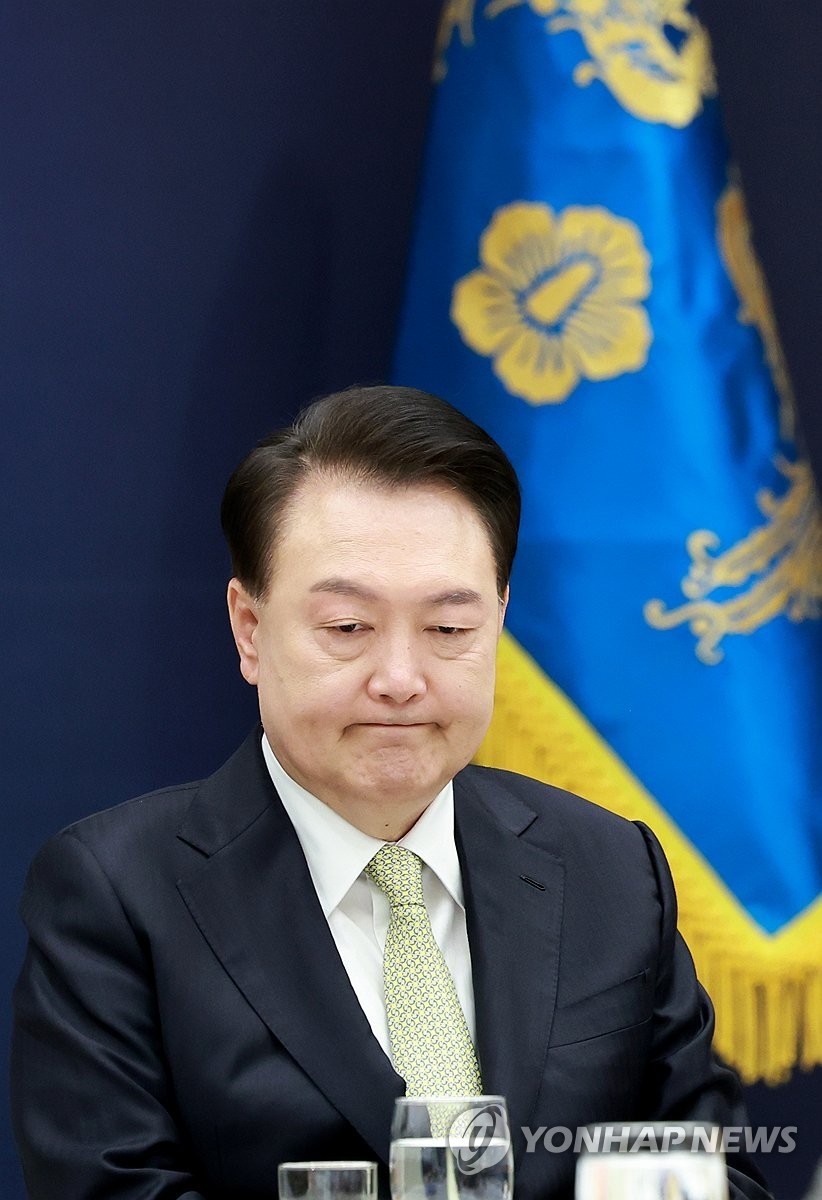 윤석열 대통령, 헌재 첫 변론불출석…신변안전 우려