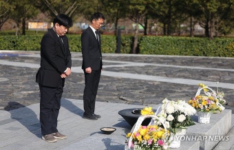 양문석 후보 봉하마을 참배